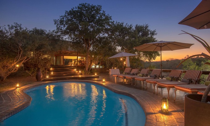 Thorny Bush Game Reserve Cabin | Waterbuck Game Lodge