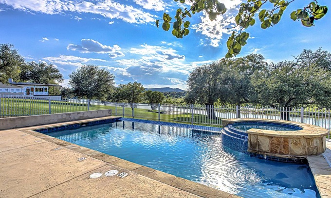 Kingsland House | Waterfront 3BR Retreat | Pool & Hot Tub