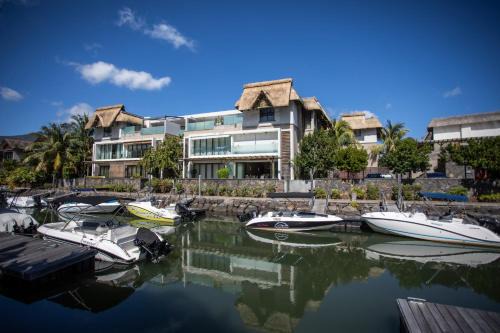 Black River Apartment | Waterfront Apartment in Marina with sea Access