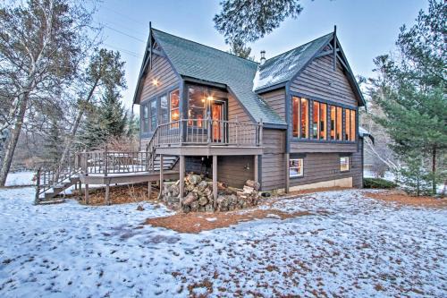 Arkdale House | Waterfront Arkdale Retreat 2 Acres with Deck and View