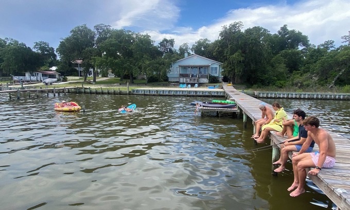 Gulf Shores House | Waterfront Bay property with private beach and pier!