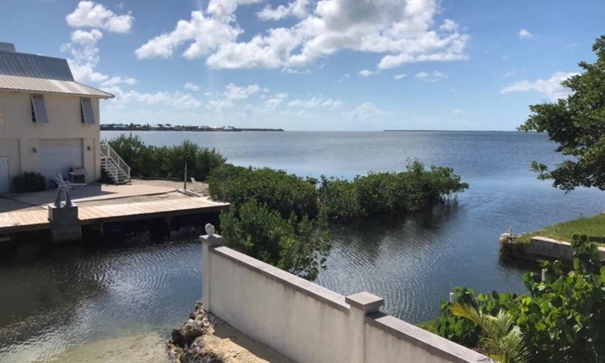 Cutthroat Harbor Estates House | Waterfront beach house with boat ramp