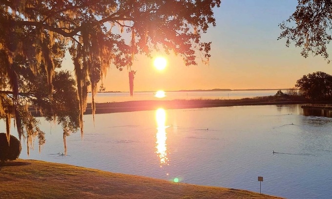 Georgetown House | Waterfront Belle Isle Private Townhome on Winyah Bay - Sleeps 8, 2.5 baths