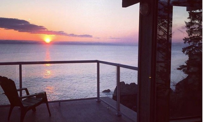 Juan de Fuca Electoral Area House | Waterfront home with jaw-dropping views, easy beach access, hot tub