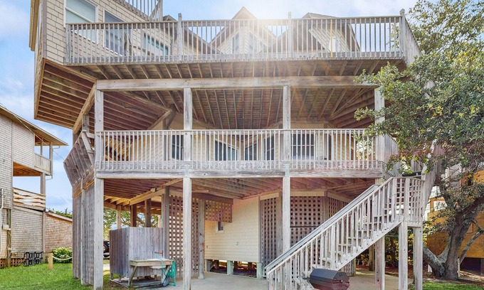 Brigands' Bay House | Waterfront House w/Private Hot Tub, Free WiFi, Water View, Shared Pool