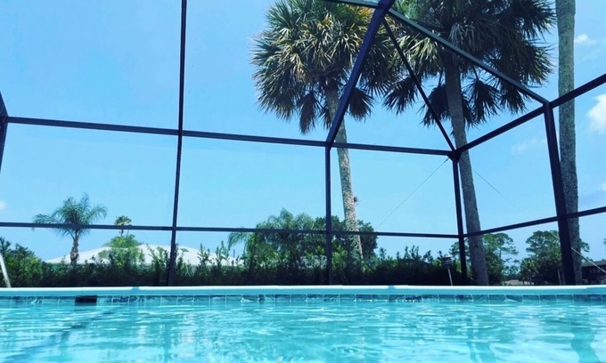 Palm Harbor House | Waterfront-Htd Pool & Spa Dock-Kayak-Beaches- Endless Summer!