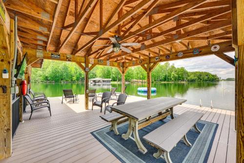 Bumpass House | Waterfront Lake Anna Home with Dock, Beach and Kayaks!