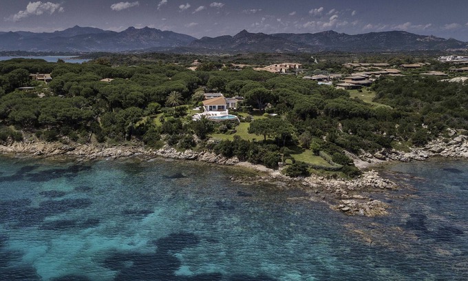San Teodoro Villa | Waterfront property on private estate with sea views and direct beach access