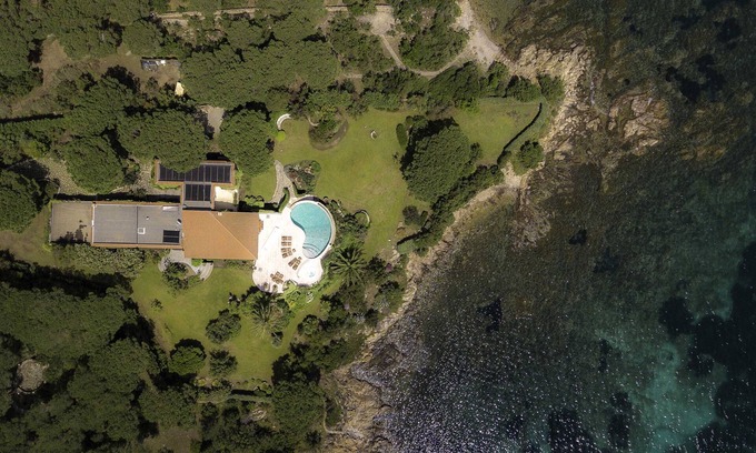 San Teodoro Villa | Waterfront property on private estate with sea views and direct beach access