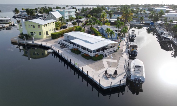 Cross Key Waterways House | Waterfront Paradise in Key Largo: A Spacious Corner Lot with 220ft of Dockage