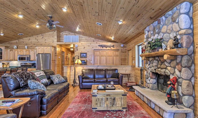 Park Falls Cottage | Waterfront Pike Lake Retreat: Snowmobile Paradise