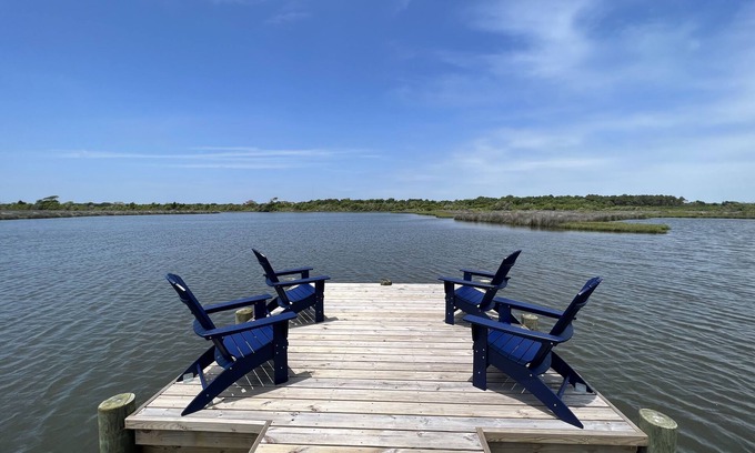 North Topsail Beach House | Waterfront Soundside Cottage With Private Dock - Steps To The Beach! Sleeps 4.