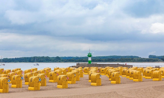 Travemuende Apartment | Waterkant 2 - exclusive vacation apartment at the sailing harbor in the heart of Travemünde