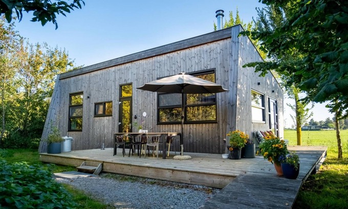 Grou Apartment | Waterlodge Goudule in Nes