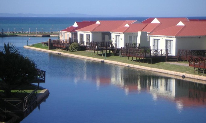 Marina Martinique Apartment | WatersideLiving MS11