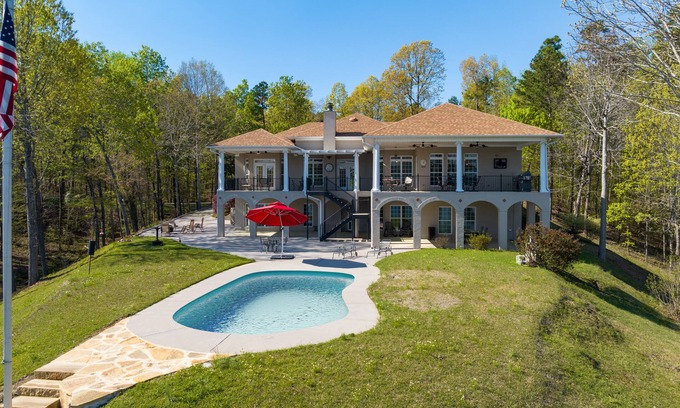 Shelby House | WEEKDAY SPECIALS! The Perch Alabama