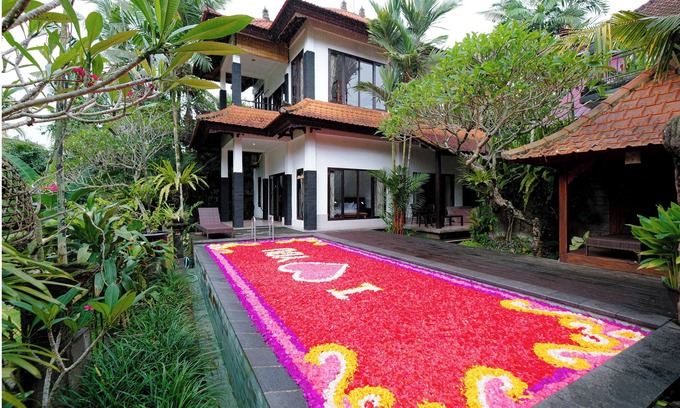 Kutuh Kaja Villa | Wegy House-3BR in the center of Ubud Whit Private Pool In the Jungle