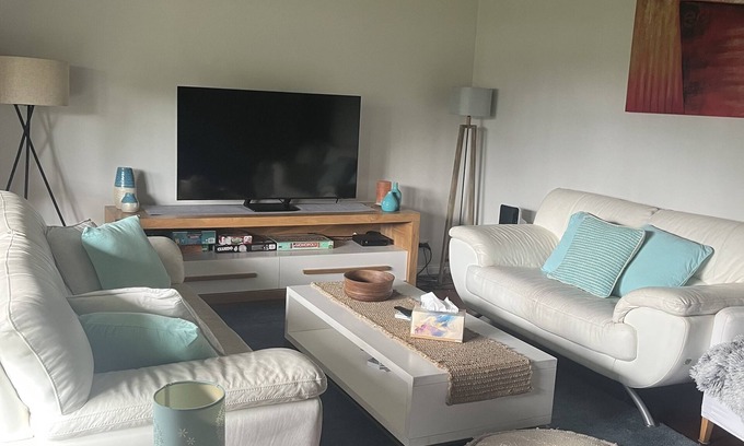 Mittagong Cottage | Welcome to Banksia Cottage in Mittagong, walking distance to cafes, shops & lake