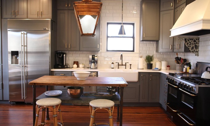 Mason Cottage | Welcome to Casa Blanca, Hill Country Luxury.