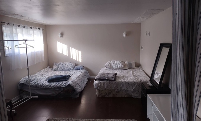 Lindsay House | Welcome to Charming house in Kawartha Lakes and enjoying of beautiful nature