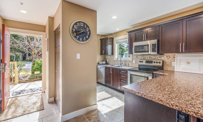 Regional District of Nanaimo Villa | Welcome to Greenwood Cottage!