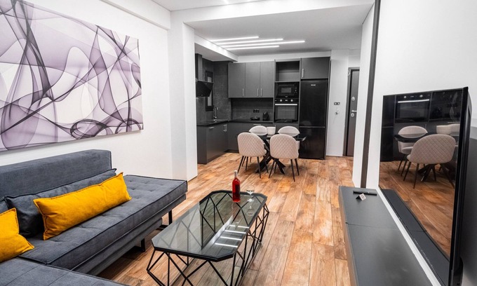 Omonia Apartment | Welcome to our brand new urban retreat in the heart of Athens! nn