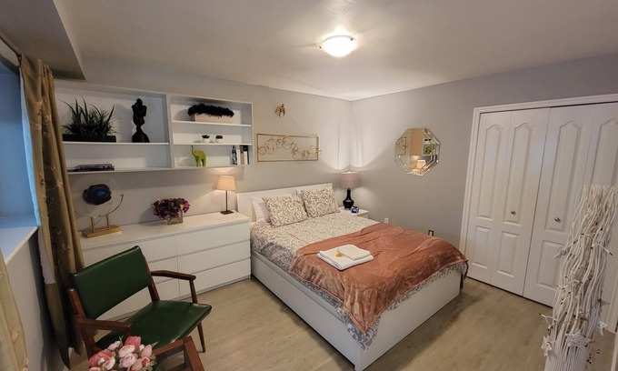 Langford Apartment | Welcome to your home away from home!