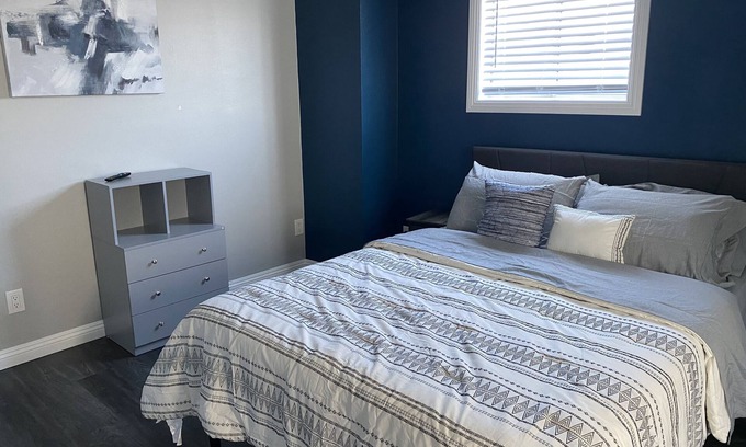 Inglewood House | Welcome! Your Home Near SOFI Stadium, INTUIT Dome, Kia Forum, and LAX awaits!nn