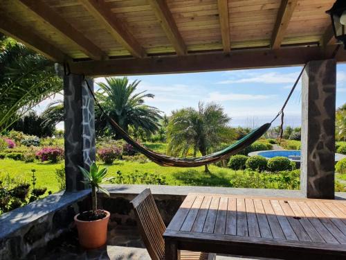 Varzea House | WelcomeBuddy - Traumgarten Rustic House (Sunset)