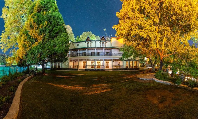 Mallital Hotel | WelcomHeritage Ashdale