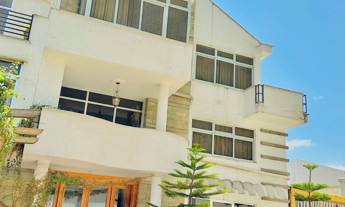Bole Bed & Breakfast | Welcoming cozy bed & breakfast with WiFi in vibrant Addis Ababa