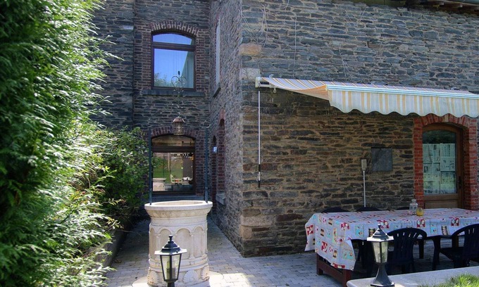 Herbeumont Villa | Welcoming Mansion with Sauna in Herbeumont