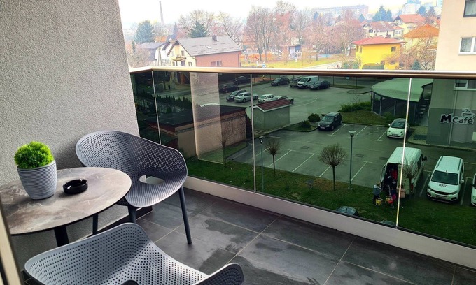 Varazdin Apartment | Wellness Apartments - Studio Apartment with Terrace (G3)