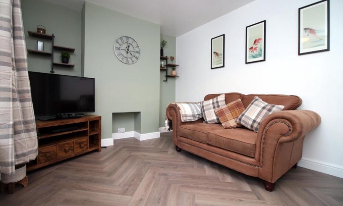 Coed-Y-Paen Apartment | Wern farm cottage