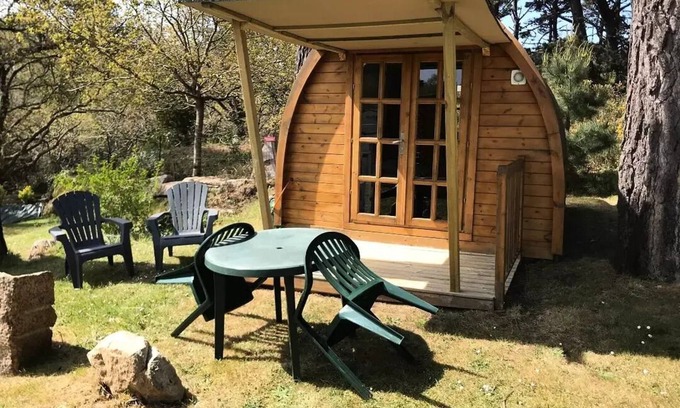 Perros-Guirec Ski Chalet | West Camping - Pod 1 Room 2 people Without sanitary facilities