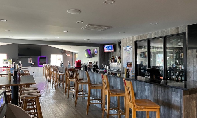 Sandusky Hotel | West Park Inn