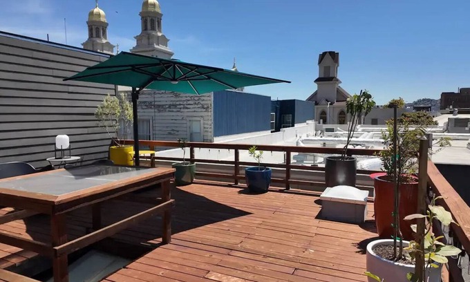 Downtown San Francisco House | West SOMA Oasis - Apartment and Studio