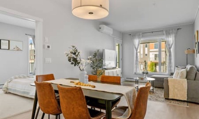 Southwest Calgary Apartment | Western Nest |Bright 3BR 2BA | Trails+Near HWY