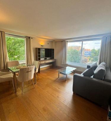 Chelsea Riverside Apartment | Westwood House