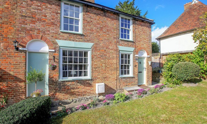 Hollingbourne Cottage | What a find in Hollingbourne.