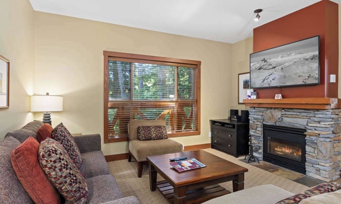Blackcomb Condo | Whistler - Horstman House - 2 Bedroom #105