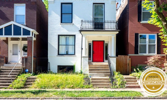 Tower Grove East House | White Brick 3BR/2BA Tower Grove Home / ABODEbucks