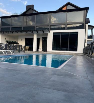 Gabala Villa | White house