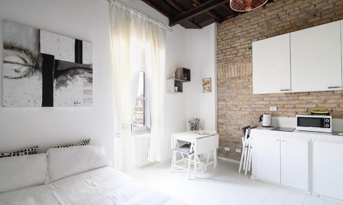 Celio Apartment | White Ostilia Apartments