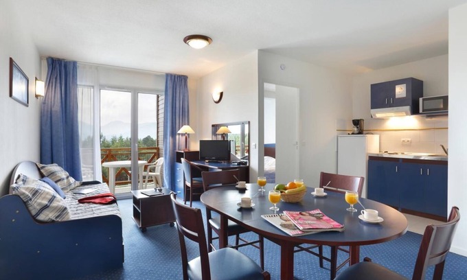 Pyrenees 2000 Apartment | Wifi, 100m from resort center, fitness, terrace, balcony, tv, ski locker, 50m², Pyrénées 2000