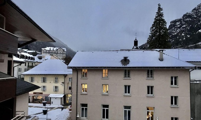 Brides-les-Bains Apartment | Wifi, 50m from resort center, 3rd floor, balcony, parking, tv, ski locker, 30m², Brides Les Bains