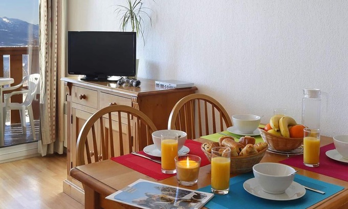 Font-Romeu-Odeillo-Via Apartment | Wifi, fitness, swimming pool, terrace, parking, ski locker, 30m², Font Romeu