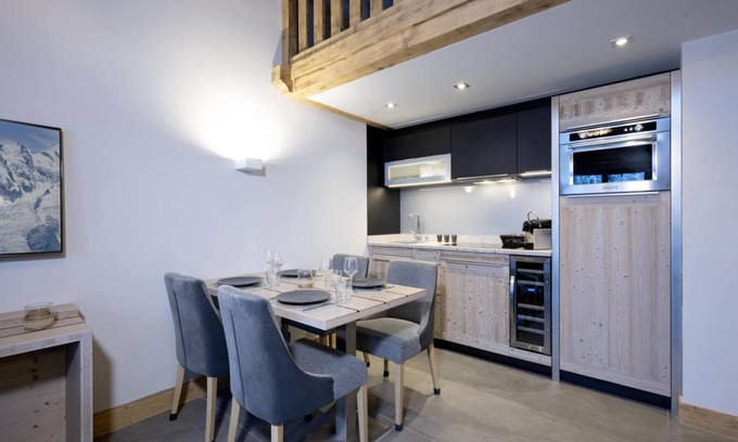 Les Houches Apartment | Wifi, fitness, swimming pool, balcony, parking, tv, ski locker, 40m², Les Houches