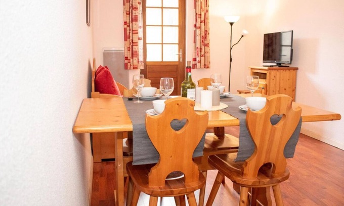 Vignec Apartment | Wifi, Ground floor, terrace, tv, ski locker, 47m², Saint Lary Soulan
