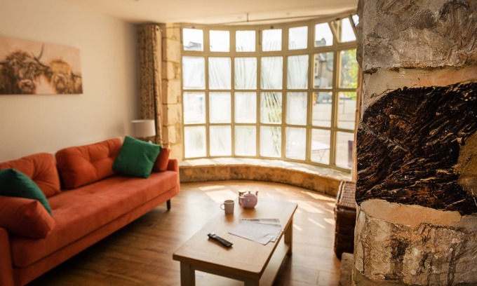 Nailsworth Hotel | Wild Garlic Rooms